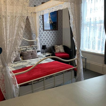 Hornby Villa- 4Star B&B-Couples & Families Only Blackpool Eksteriør bilde